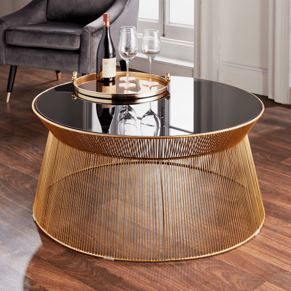gold round table situ